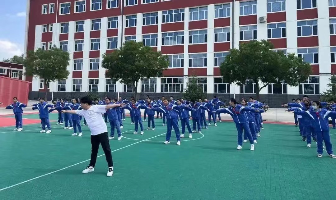 21名铁路特长青年走进原州区7所学校开展志愿支教活动